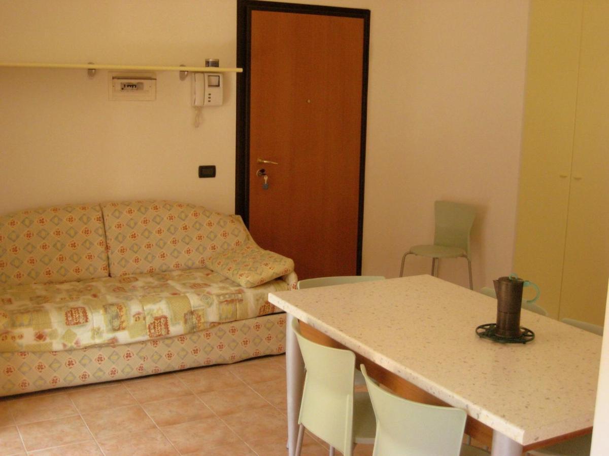 Residence Ipanema - Walterigato Apartments Solo Per Famiglie Lido di Jesolo Exterior foto