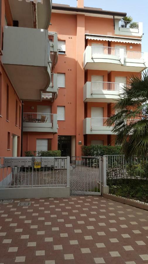 Residence Ipanema - Walterigato Apartments Solo Per Famiglie Lido di Jesolo Exterior foto